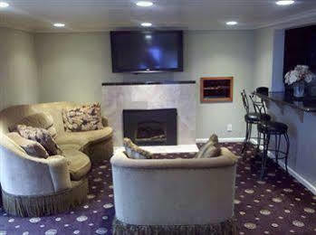 Cambria Beach Lodge 3*